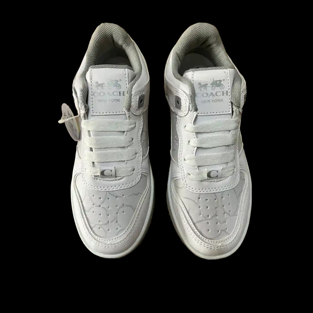 Coach Tenis Blanco