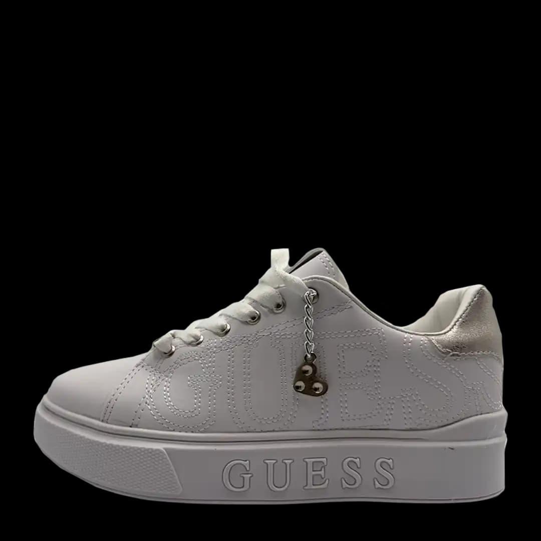 GUESS White Charm Pro