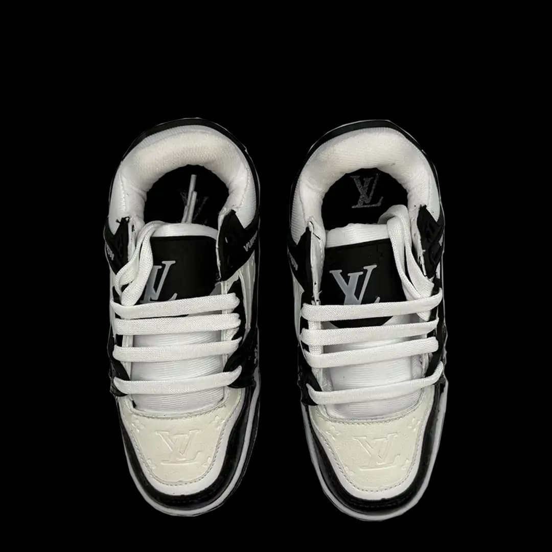 Louis Vuitton Black & White