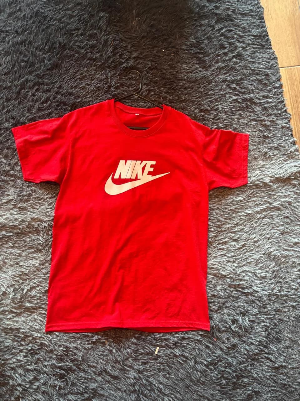 Nike Roja