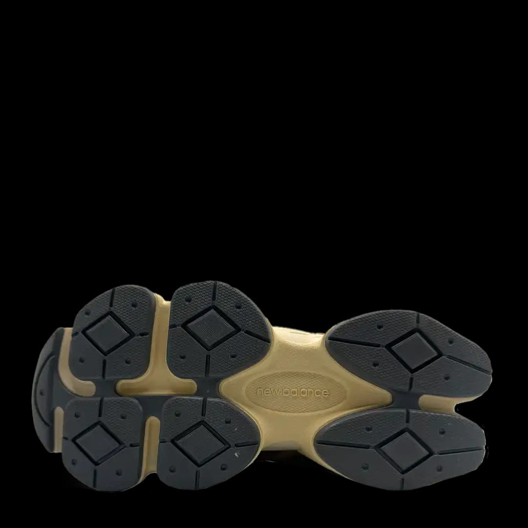 New Balance 9060 Sand Ember