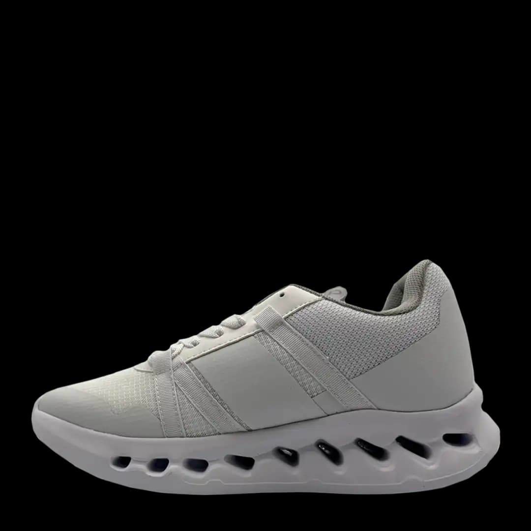 On Cloudmonster White