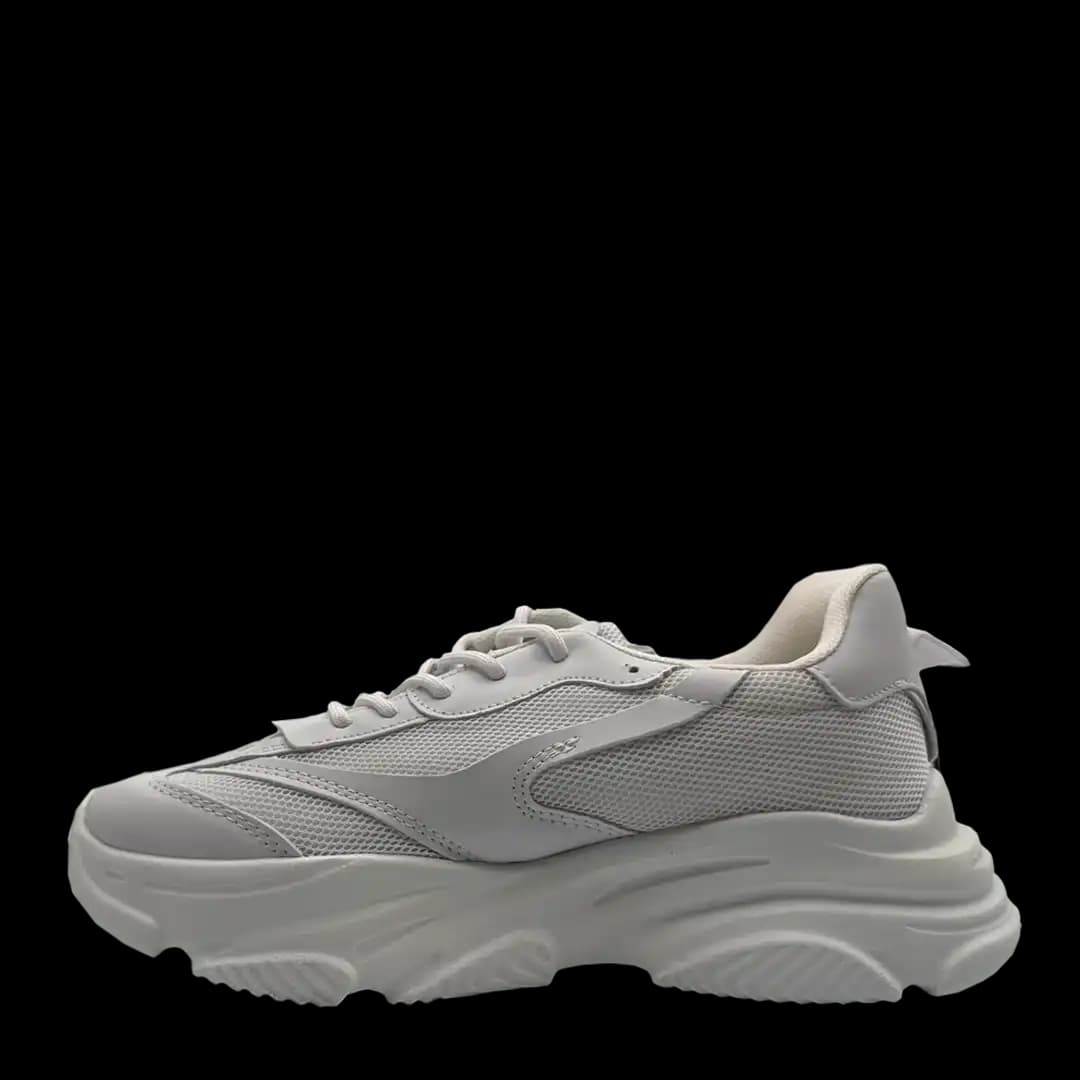Steve Madden Triple White